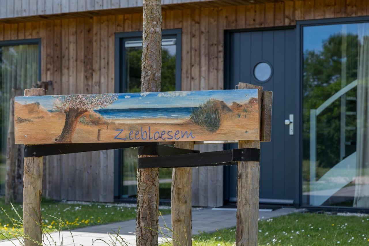 Welcome In - Vakantiehuis 6 En 12 Personen, Vroondijk In Vrouwenpolder Bagian luar foto