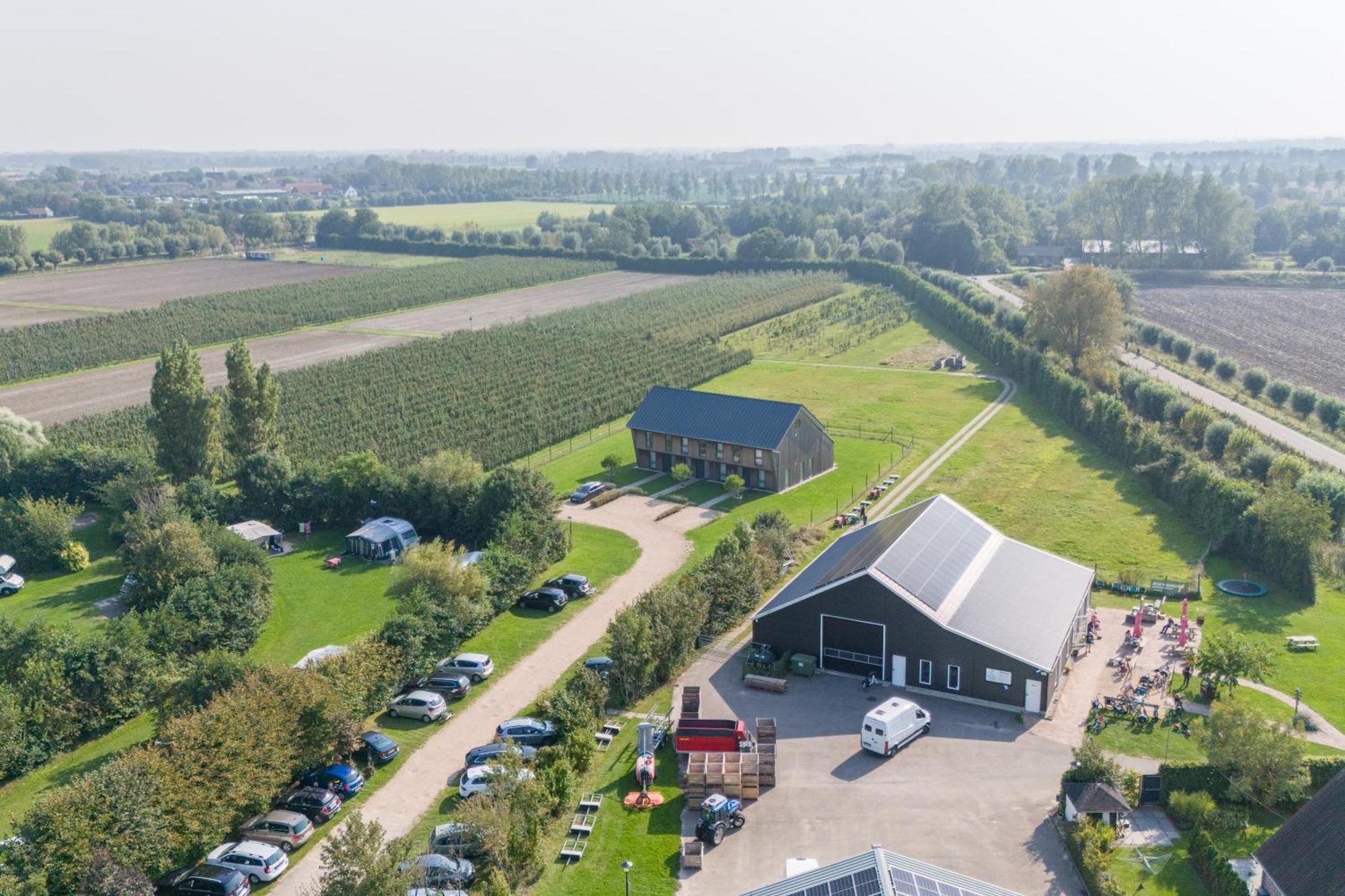 Welcome In - Vakantiehuis 6 En 12 Personen, Vroondijk In Vrouwenpolder Bagian luar foto