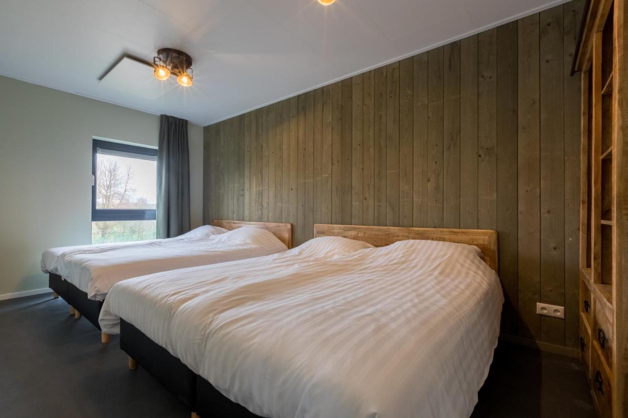 Welcome In - Vakantiehuis 6 En 12 Personen, Vroondijk In Vrouwenpolder Bagian luar foto